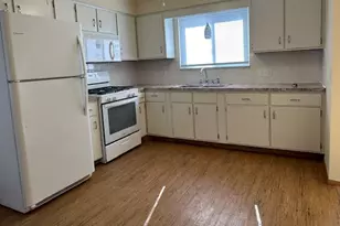 807 Albemarle Ave, Cuyahoga Falls, OH 44221 - Photo 2
