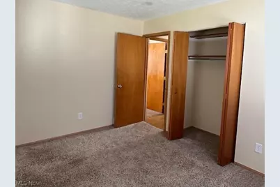 807 Albemarle Avenue, Cuyahoga Falls, OH 44221 - Photo 10