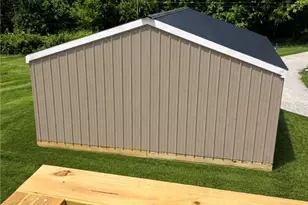 1055 May Rd, East Liverpool, OH 43920 - Photo 20