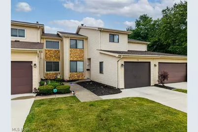 376 Deepwood Drive #376, Wadsworth, OH 44281 - Photo 1