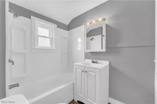 1222 W 14th St, Lorain, OH 44052 - Photo 24