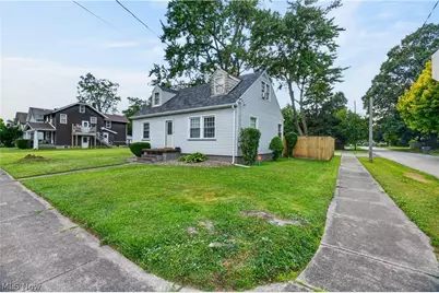 506 Adelaide Avenue SE, Warren, OH 44483 - Photo 6
