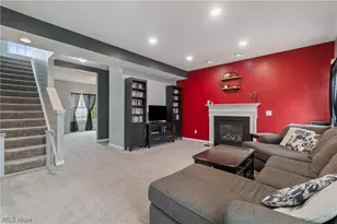 2489 Captens St NE, Canton, OH 44721 - Photo 8