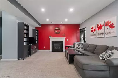 2489 Captens Street NE, Canton, OH 44721 - Photo 4