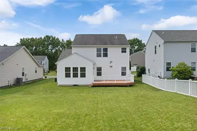 2489 Captens Street NE, Canton, OH 44721 - Photo 2