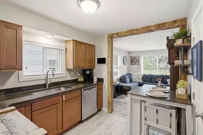 131 Forest Boulevard, Avon Lake, OH 44012 - Photo 12