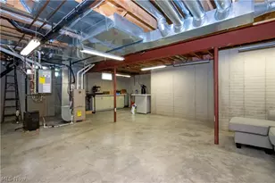 10964 Parmenter Rd, Burbank, OH 44214 - Photo 24