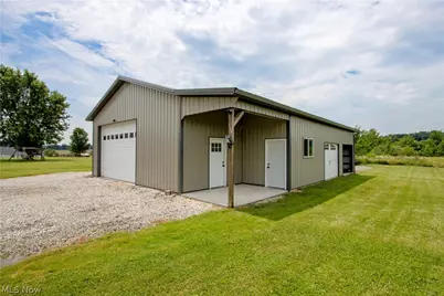 10964 Parmenter Road, Burbank, OH 44214 - Photo 4
