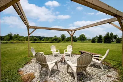 10964 Parmenter Road, Burbank, OH 44214 - Photo 8