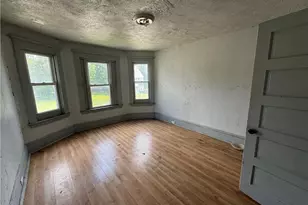 540 E 123rd St, Loveland, OH 44108 - Photo 4