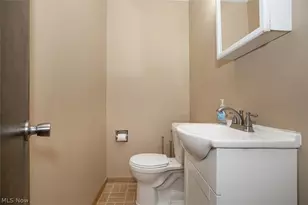 3563 Frawood Dr, Uniontown, OH 44685 - Photo 18