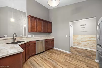 3502 Astor Lane, Lorain, OH 44053 - Photo 12