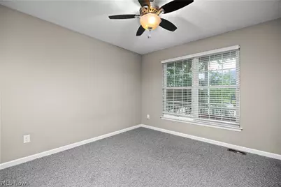 3502 Astor Lane, Lorain, OH 44053 - Photo 16