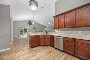 3502 Astor Ln, Lorain, OH 44053 - Photo 14