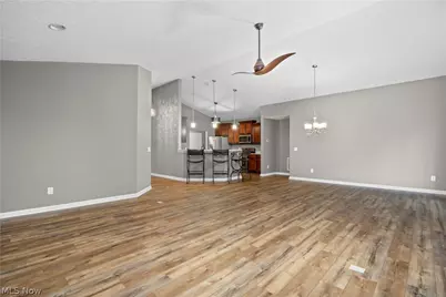 3502 Astor Lane, Lorain, OH 44053 - Photo 10