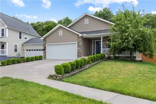 3502 Astor Ln, Lorain, OH 44053 - Photo 2