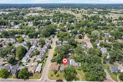 419 19th Street Northwest, Canton, OH 44709 - Photo 2