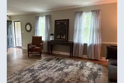 2457 Greenhaven Drive, Akron, OH 44333 - Photo 8
