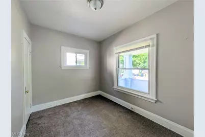 11302 Parkview Avenue, Loveland, OH 44104 - Photo 18