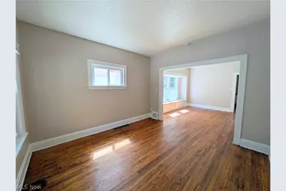 11302 Parkview Avenue, Loveland, OH 44104 - Photo 8