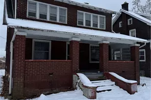 445 Fairgreen Ave, Youngstown, OH 44504 - Photo 2
