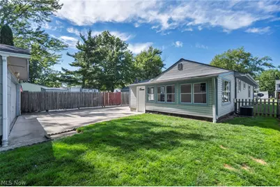 35494 Blanch Avenue, Eastlake, OH 44095 - Photo 28