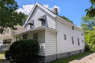 2818 E 119th St, Loveland, OH 44120 - Photo 2