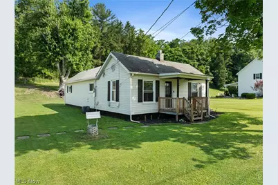 70190 Central Avenue, St Clairsville, OH 43950 - Photo 2
