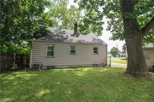 5172 5th St, Poland, OH 44514 - Photo 6