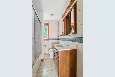 1151 Juniper Avenue, Akron, OH 44310 - Photo 18
