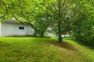 1151 Juniper Ave, Akron, OH 44310 - Photo 24