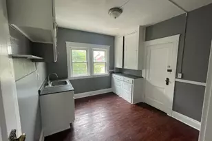 4145 E 100th St, Loveland, OH 44105 - Photo 2