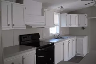 460 1st Street SW, Brewster, OH 44613 - Photo 4
