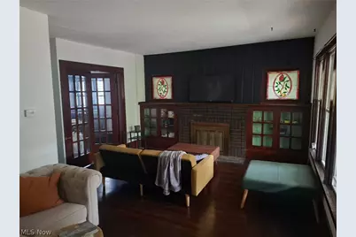 829 Elmore Avenue, Akron, OH 44302 - Photo 2