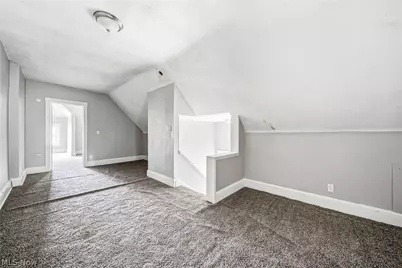 1637 Holyrood Road, Loveland, OH 44106 - Photo 24