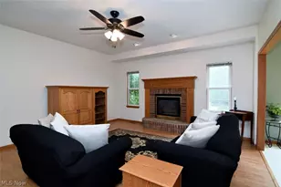 6967 Auburn Ridge Dr, Concord Twp, OH 44077 - Photo 10