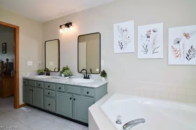 6967 Auburn Ridge Drive, Concord Twp, OH 44077 - Photo 26