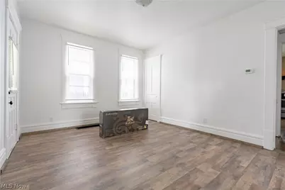 64 Diamond Avenue, Barberton, OH 44203 - Photo 10