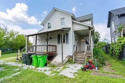 64 Diamond Avenue, Barberton, OH 44203 - Photo 2