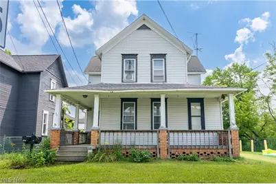 64 Diamond Avenue, Barberton, OH 44203 - Photo 1