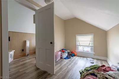 64 Diamond Avenue, Barberton, OH 44203 - Photo 20