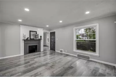 15907 Walden Avenue, Loveland, OH 44128 - Photo 6