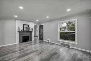 15907 Walden Ave, Loveland, OH 44128 - Photo 6