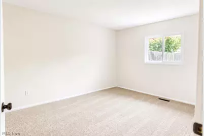 25445 Randolph Road, Huber Heights, OH 44146 - Photo 8
