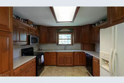 6282 Belvedere, Cambridge, OH 43725 - Photo 6