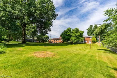 500 N Marion Avenue, Louisville, OH 44641 - Photo 6