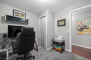 1135 Royal Dr, Amherst, OH 44001 - Photo 20