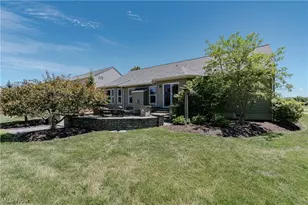 5423 Charleston Dr, Valley City, OH 44280 - Photo 32
