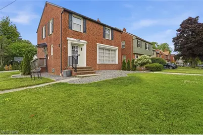 2560 Milton Road, University Heights, OH 44118 - Photo 1