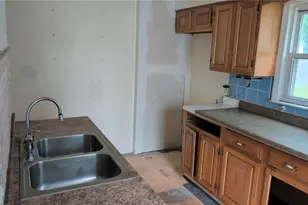 1663 Highview Ave, Akron, OH 44301 - Photo 4